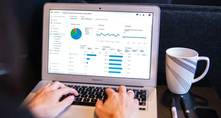 Analista de Business Intelligence: o que faz, habilidades e como atuar na área de TI